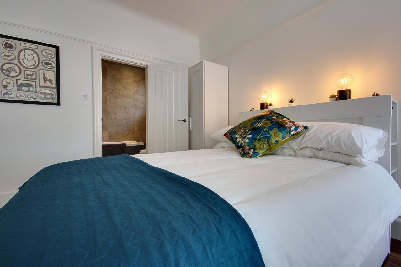 Large En-Suite By The Beach Bournemouth Exteriör bild