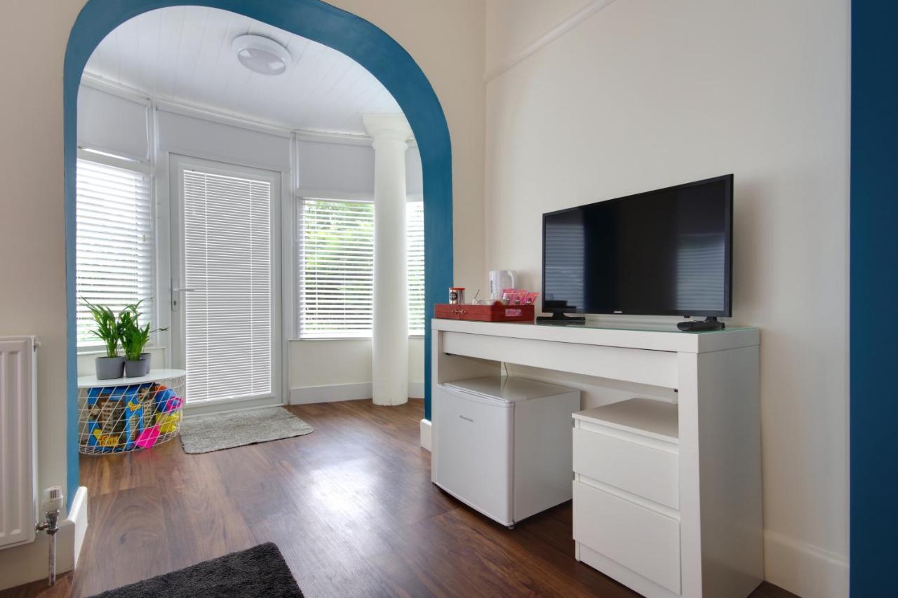 Large En-Suite By The Beach Bournemouth Exteriör bild