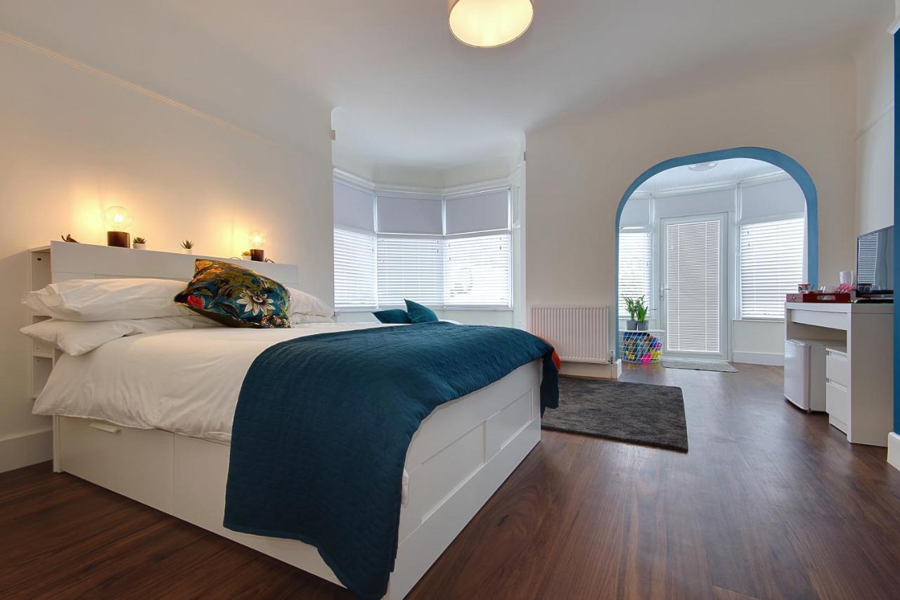 Large En-Suite By The Beach Bournemouth Exteriör bild