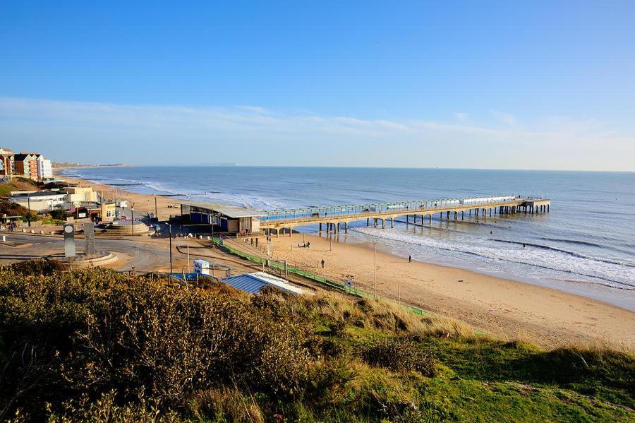 Large En-Suite By The Beach Bournemouth Exteriör bild