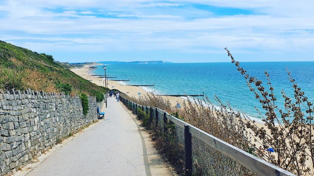Large En-Suite By The Beach Bournemouth Exteriör bild